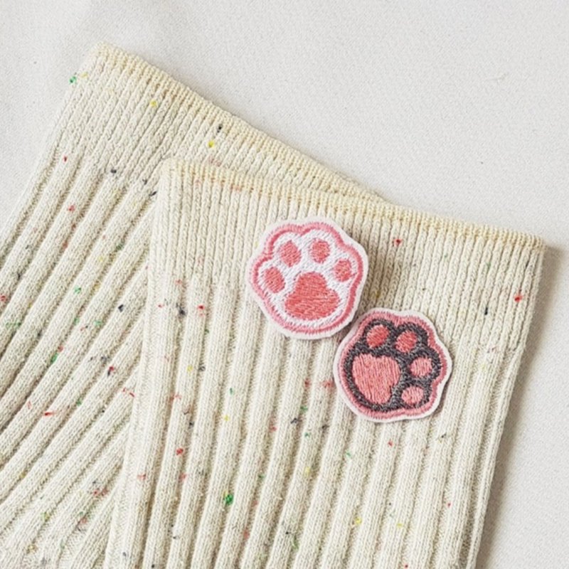 Mini Cat Foot Embroidery Broach Pin - 徽章/別針 - 人造皮革 多色
