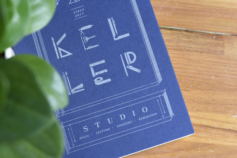 Designer hardcover notebook - สมุดบันทึก/สมุดปฏิทิน - กระดาษ สีน้ำเงิน