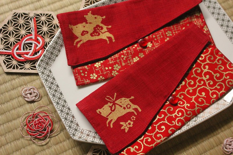 [Pig Pig Song Chun] Fabric red bag / passbook bag / cash storage bag (2 pcs) - Chinese New Year - Cotton & Hemp Red