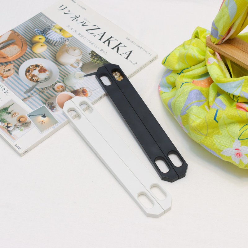 京都風呂敷包巾配件-包巾夾(黑/白) - 擺飾/家飾品 - 其他材質 