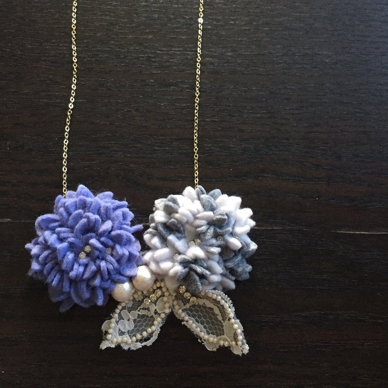 [ Bluesy Mod ] --- Hydrangea necklace . 繡球花項鍊 ( BBT8 - c2) - 項鍊 - 其他材質 多色