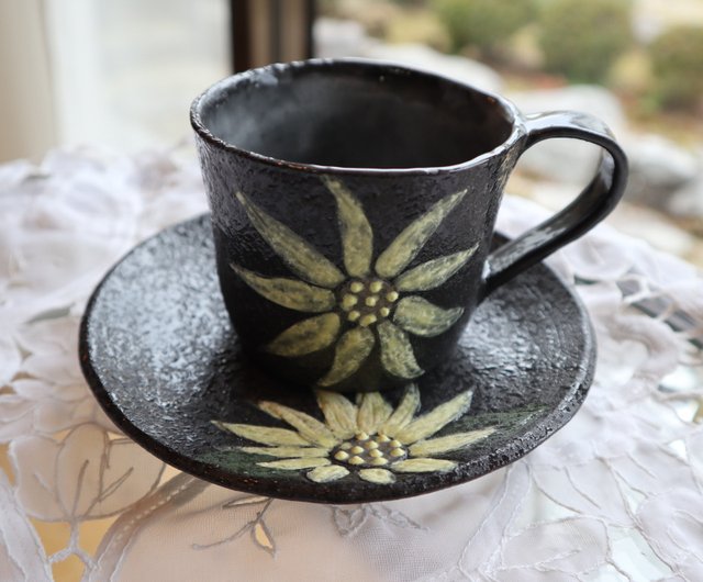 日本製ひまわりマグカップ黒ハンドメイド陶器陶芸家Kirakuan Japanese Pottery - Pinkoi 限時優惠活動