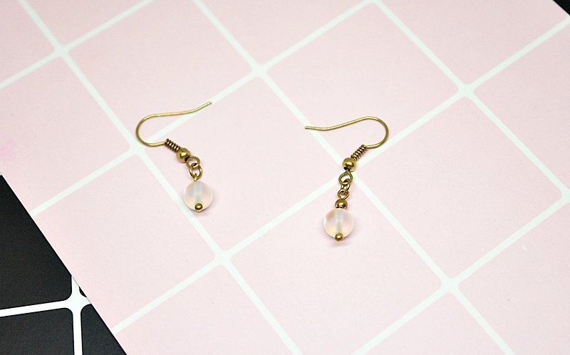 Bronze natural stone X <sparkling> - hook earrings - Earrings & Clip-ons - Gemstone White