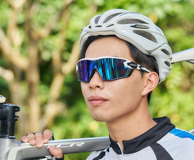 スポーツ用サングラス・ゴーグル スカイブルーのはサングラスです。 スノーフィールド F3 スノーフィールド SF-04 SKBL 偏光シルバーミラー サングラス スカイブルー（ゴーグル｜スキー・スノーボード用