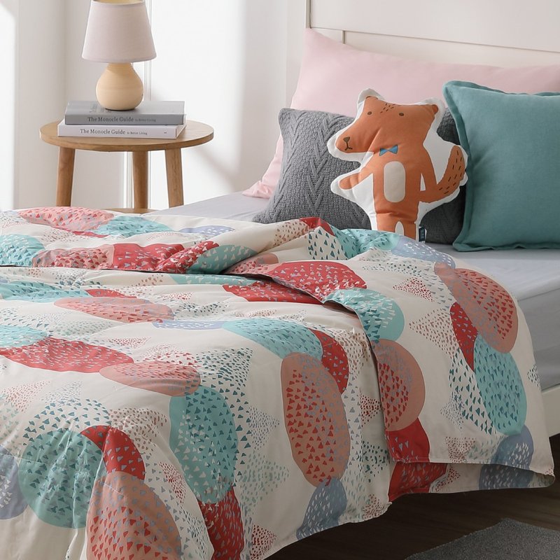 Single/October quilt/Machine washable, no quilt cover, good quilt for a whole year - colorful orange - ผ้าห่ม - ขนของสัตว์ปีก 