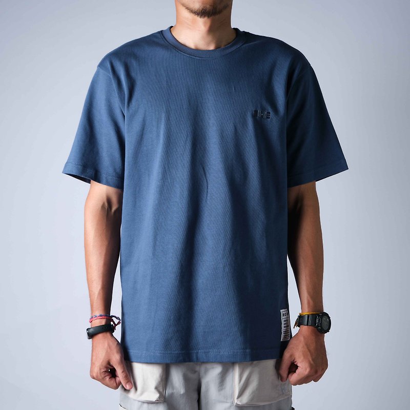 ONE-1111-STUDIO Classic LOGO short T / slim fit / blue // inside - เสื้อยืดผู้ชาย - ผ้าฝ้าย/ผ้าลินิน สีน้ำเงิน