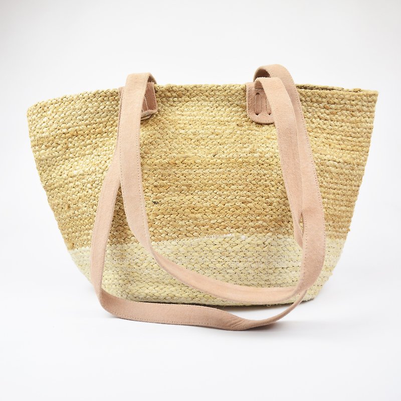 Green riverside aquatic grass basket-Thoth Original Color-Fair Trade - กระเป๋าถือ - ผ้าฝ้าย/ผ้าลินิน สีทอง