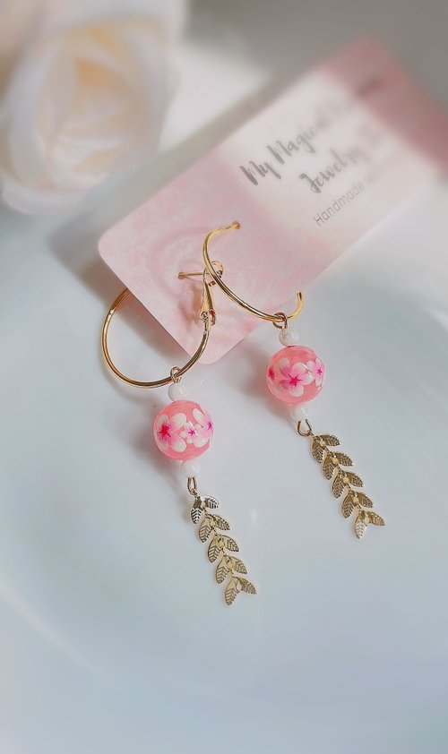 My Magical Dreams Jewelry Sakura/Cherry Blossom Tensha Hoop Gold Earrings | 樱花长耳环