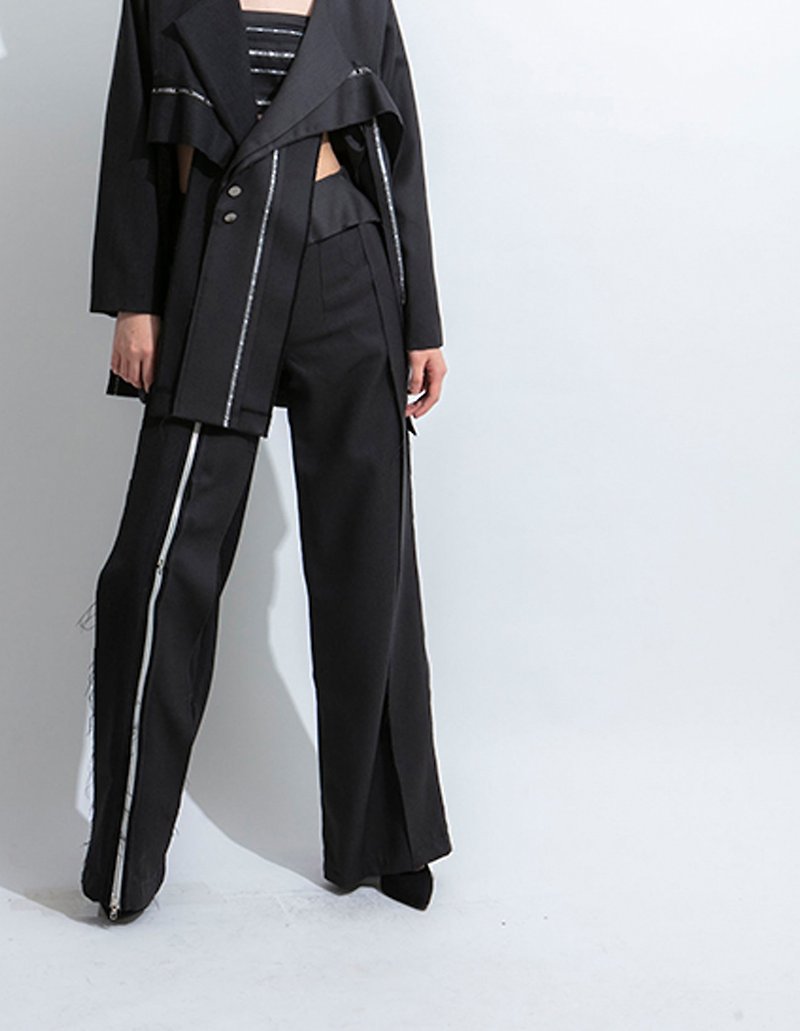 [12:21] Time Travel Limited Edition Tailoring Design Wide Suit Pants
