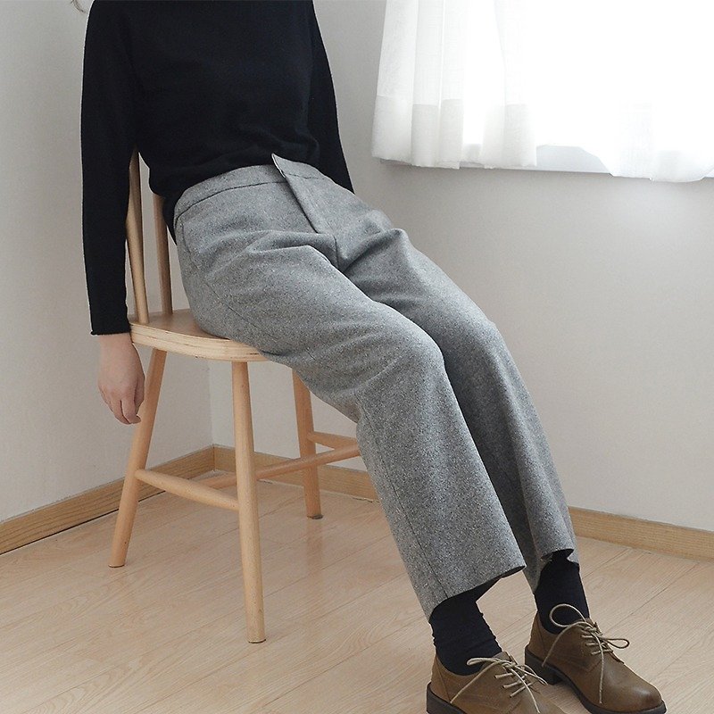 Thickened nine points straight wool pants | pants | wool | independent brand | Sora-76 - Women's Pants - Wool Gray