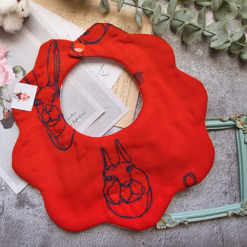 手工八層紗 動物紅花瓣兜 可客製 名字刺繡 禮物包裝 - 圍兜/口水巾 - 棉．麻 紅色