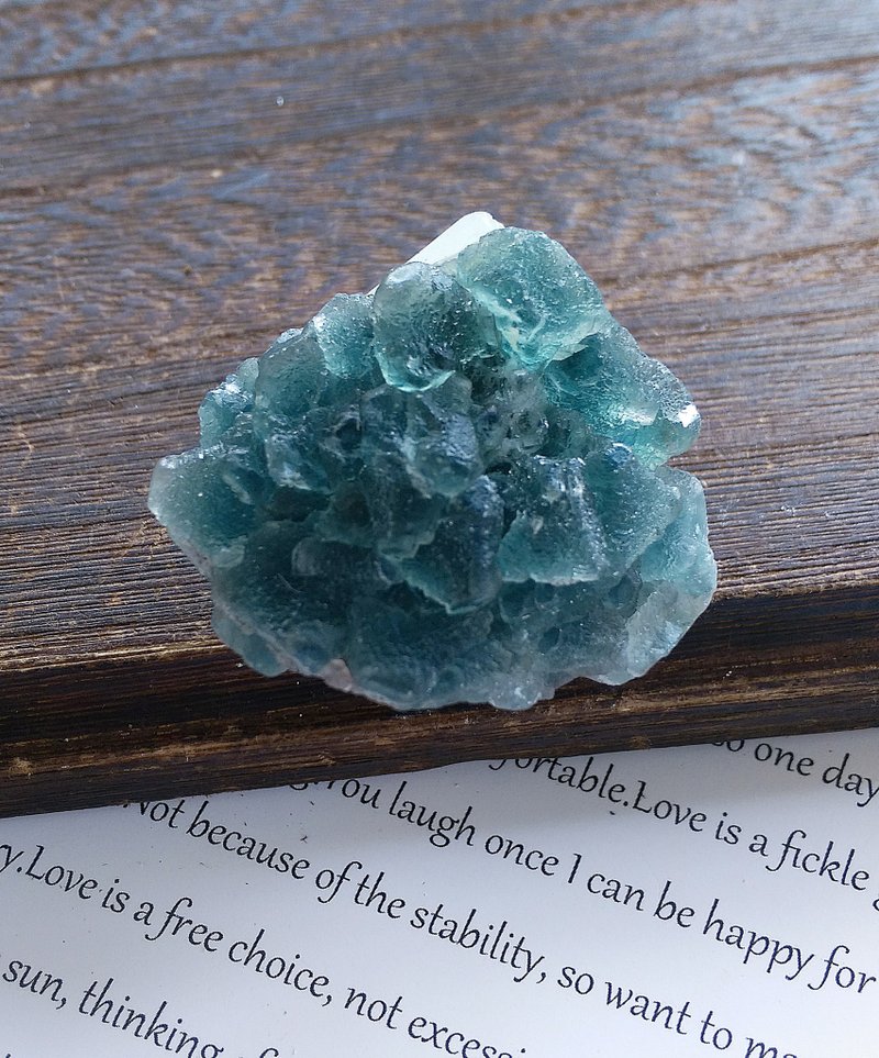 Fluorite 內蒙產地 藍螢石 水晶共生 天然礦石 原礦 - 擺飾/家飾品 - 其他材質 