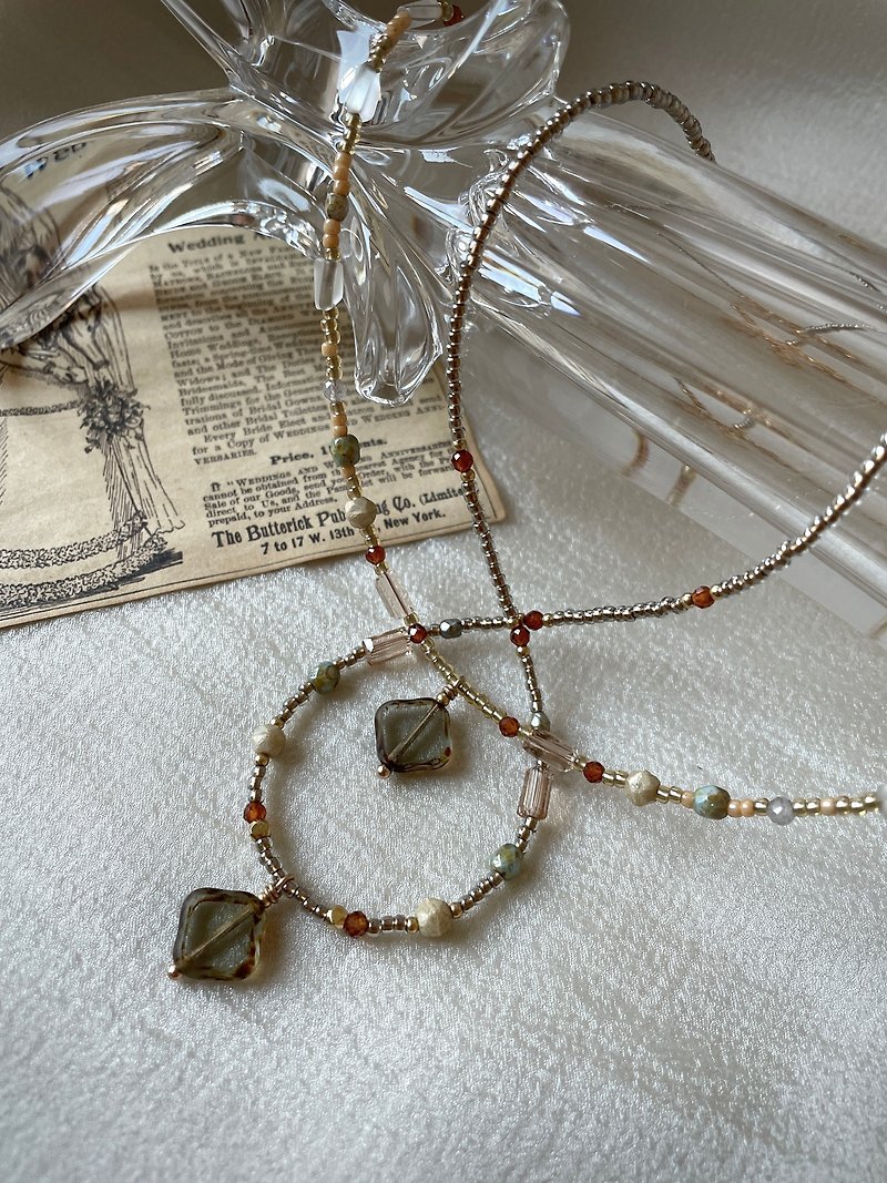 Huyu glass ore necklace - สร้อยคอ - หยก สีนำ้ตาล