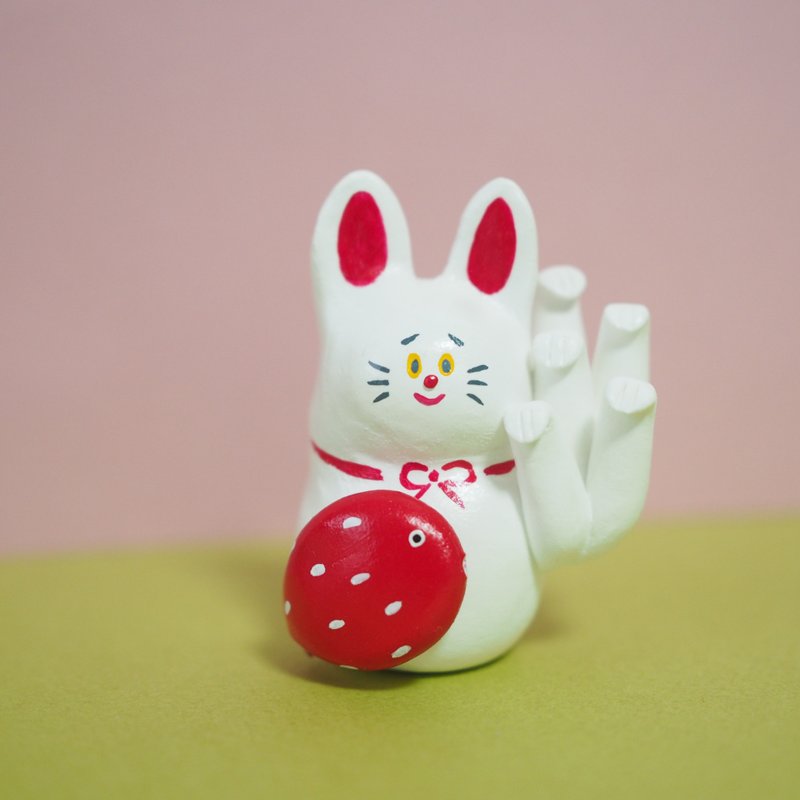 Happy cat - Stuffed Dolls & Figurines - Clay White