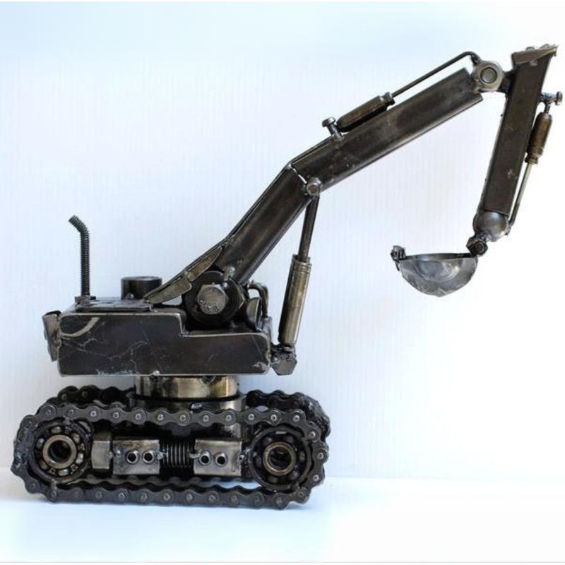 One-Of-A-Kind Gift, Excavator Scrap metal sculpture, Wow gift for Dad - 擺飾/家飾品 - 其他金屬 
