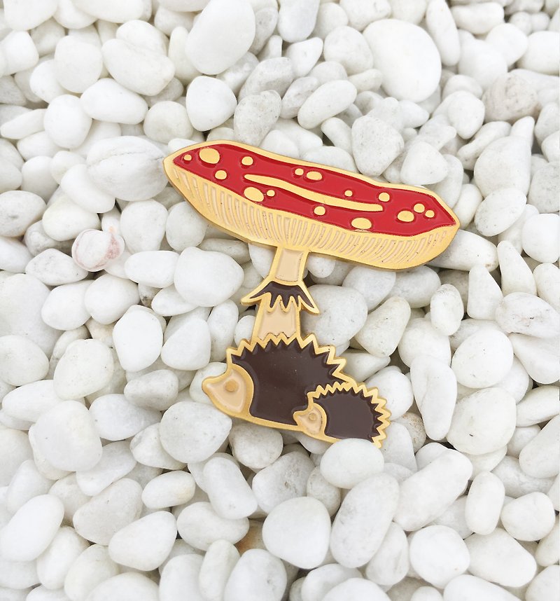 "NOWHERE" project Namel pin-Mushroom - Brooches - Enamel Red