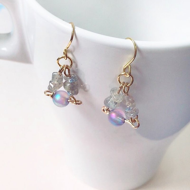 Puputraga Shangcai Caihua's life / mysterious blue elongated gravel shape purple beads earrings - Earrings & Clip-ons - Gemstone 
