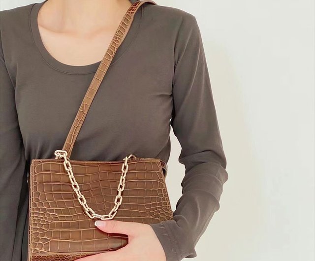 Crocodile Embossed Square Bag With Small Pouch