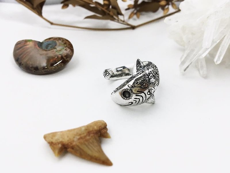 925 Sterling Silver Ring/ Shark/ Sterling Silver/ Winding Figure/ Handmade Ring - แหวนทั่วไป - เงินแท้ สีเงิน