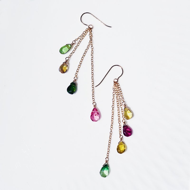 Field of Elysium Fringe Earrings with Multicolor Tourmaline Elysium - ต่างหู - เครื่องเพชรพลอย หลากหลายสี