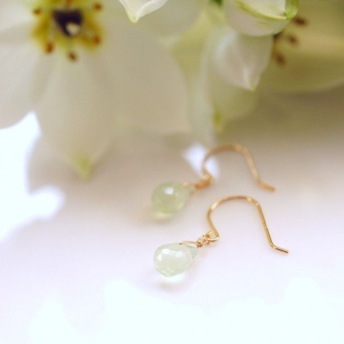 lipattijewelry 14KGFブリオレットドロッププレナイトのピアス Floriana