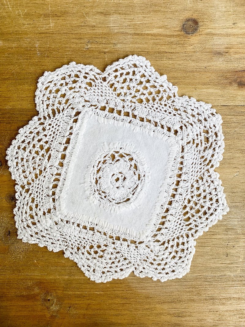 [Good Day Fetish] Round Handmade Openwork Lace _007 - ที่รองแก้ว - ผ้าฝ้าย/ผ้าลินิน ขาว