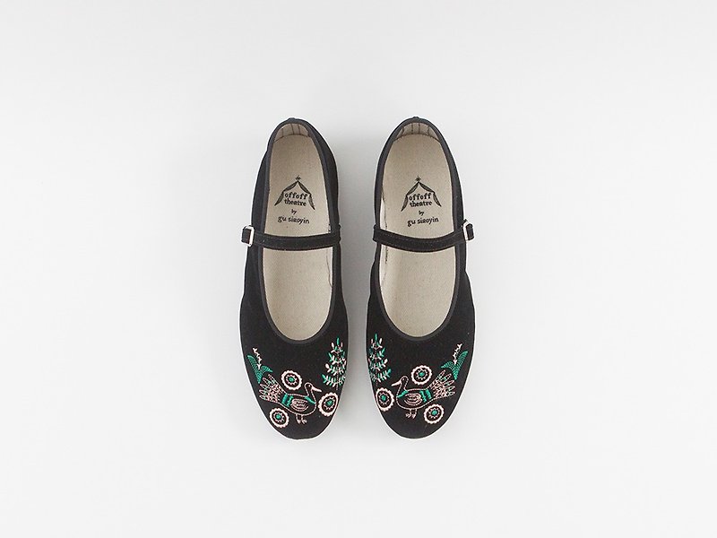 Illustration embroidery shoes (pigeon's garden/black) - Mary Jane Shoes & Ballet Shoes - Other Materials Multicolor