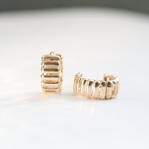 CHARIS GRACE 14K 金格柵耳扣耳環 (內徑 8mm)