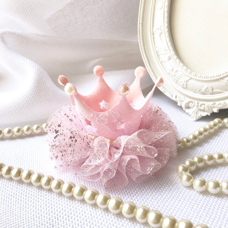 Bright yarn lace crown/little flower girl, piano performance, graduation ceremony/sweet pink - เครื่องประดับผม - วัสดุอื่นๆ สึชมพู