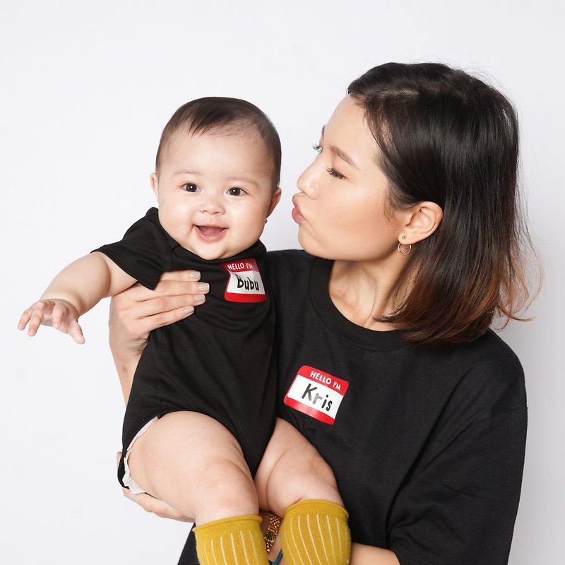 Customized parent-child name T-shirt - ชุดครอบครัว - ผ้าฝ้าย/ผ้าลินิน 