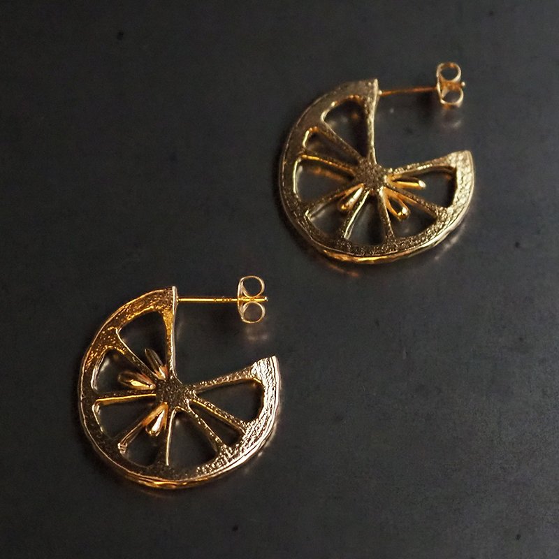 Lemon Slice earrings (post type) - ต่างหู - เงินแท้ สีทอง