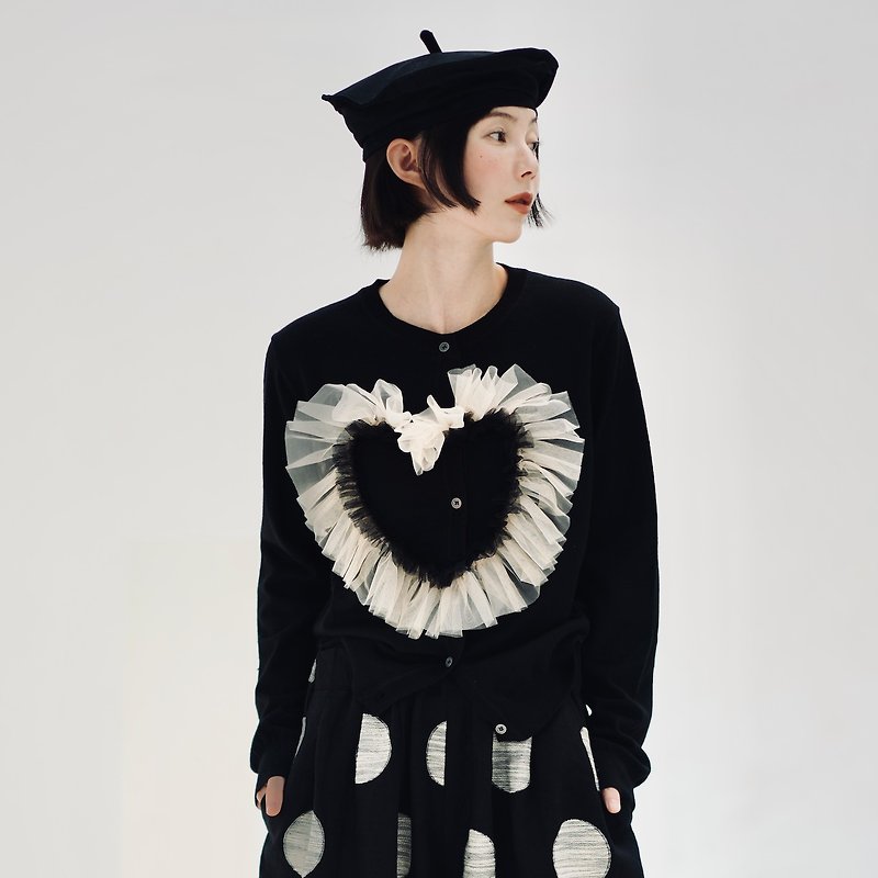 Black Knit and Wool Blend Cardigan / Lace Heart Sweater Top Cover-Up - สเวตเตอร์ผู้หญิง - ขนแกะ สีดำ