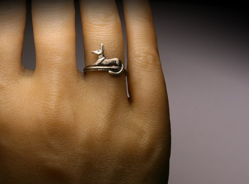 阿努比斯狗神戒指 - 戒指 - 其他金屬 銀色