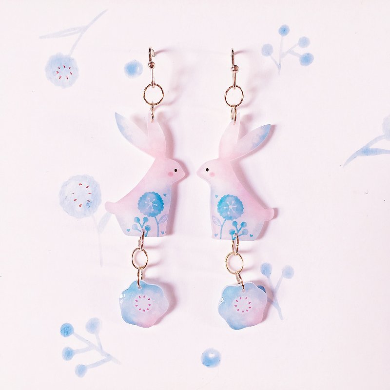Rabbit gold earrings a pair of Christmas exchange gifts - ต่างหู - เรซิน 