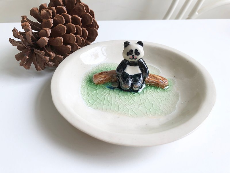 Lazy panda- Handmake Ceramic and glass Jewellery plate - Items for Display - Porcelain Green