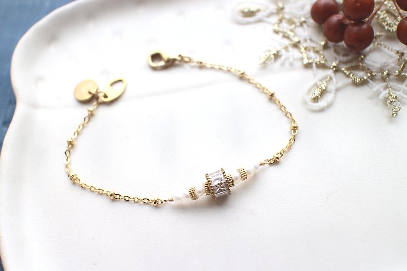 Romantic-Zircon pearl bracelet - Bracelets - Gemstone 