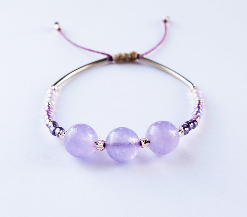 Lilac gemstone string bracelet - สร้อยข้อมือ - วัสดุอื่นๆ สีม่วง