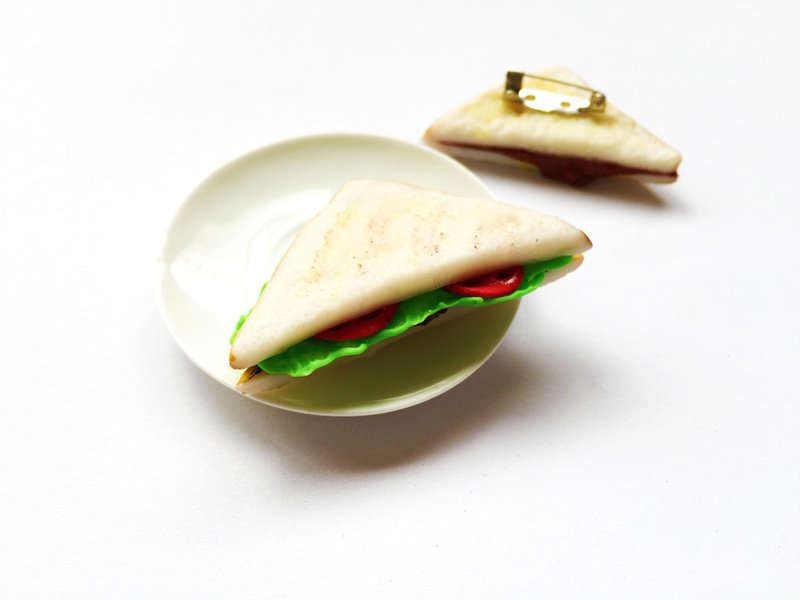 sandwich brooch - 胸針 - 黏土 白色