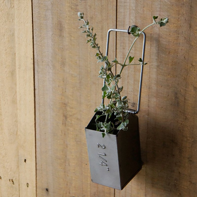HANGING TOOL STORAGE BOX Narrow Natural 懸掛工具盒-窄/工業銀 - 層架/置物架/置物籃 - 其他金屬 銀色