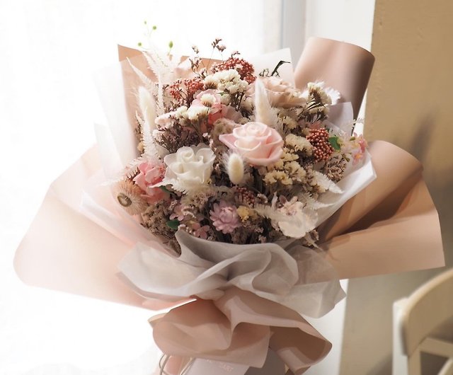 韓国 多層花束 プリザーブドフラワー ドライフラワー 卒業 花束 母の日 バレンタインデー ギフト ショップ To Heart Flora Gift ドライフラワー ブーケ Pinkoi