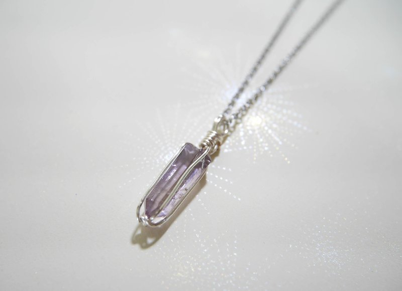 Mini columnar amethyst swing necklace - Necklaces - Stone Purple