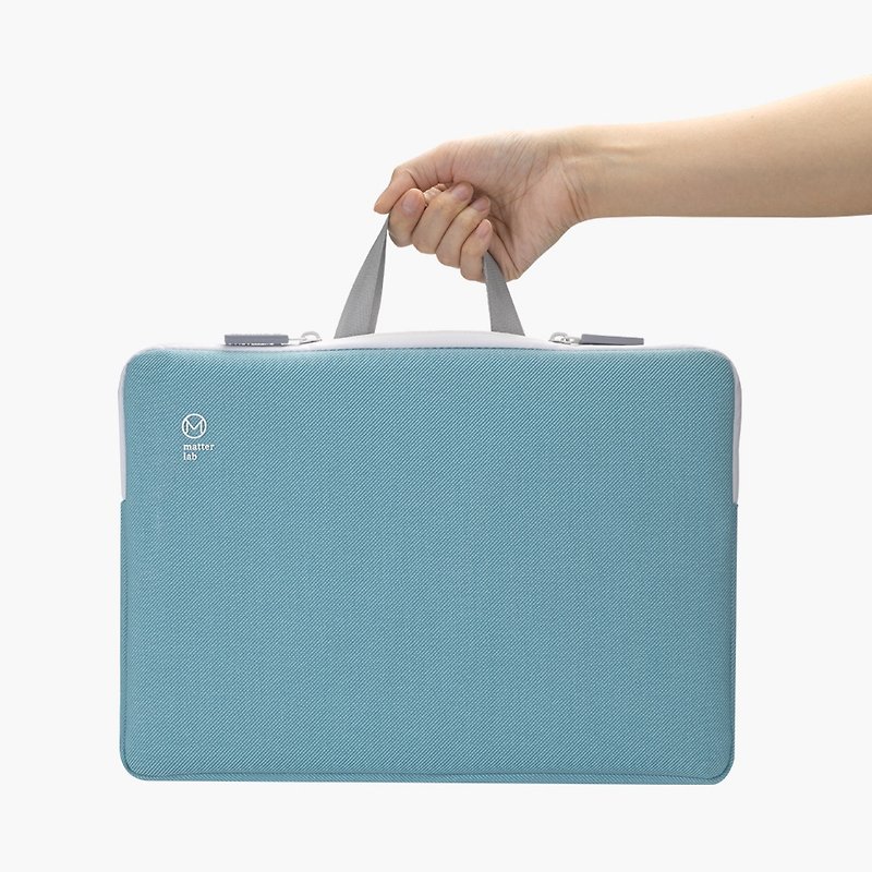 Blanc Macbook 13-inch 2Way portable laptop protective bag with retractable handle-Lake Green - กระเป๋าแล็ปท็อป - วัสดุกันนำ้ สีเขียว