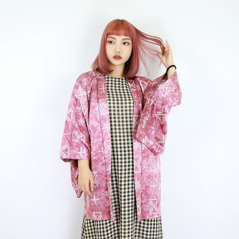 Back to Green-日本帶回羽織和服 香檳紫 絞染 /vintage kimono - 外套/大衣 - 絲．絹 