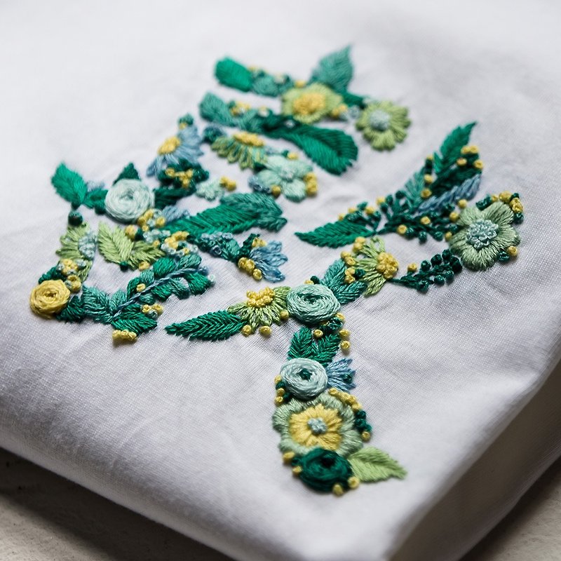 Zuo Na Healing Handmade Clothes Embroidery DIY Material Package Handmade Couples - เย็บปัก/ถักทอ/ใยขนแกะ - ผ้าฝ้าย/ผ้าลินิน สีเขียว