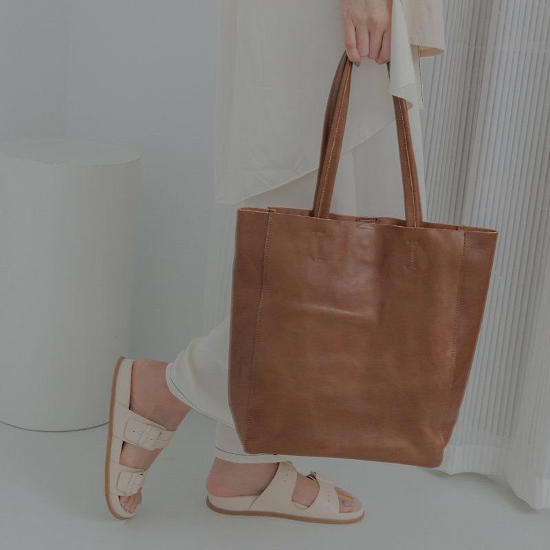 A4 storage - plain cowhide tote bag - Handbags & Totes - Genuine Leather Brown