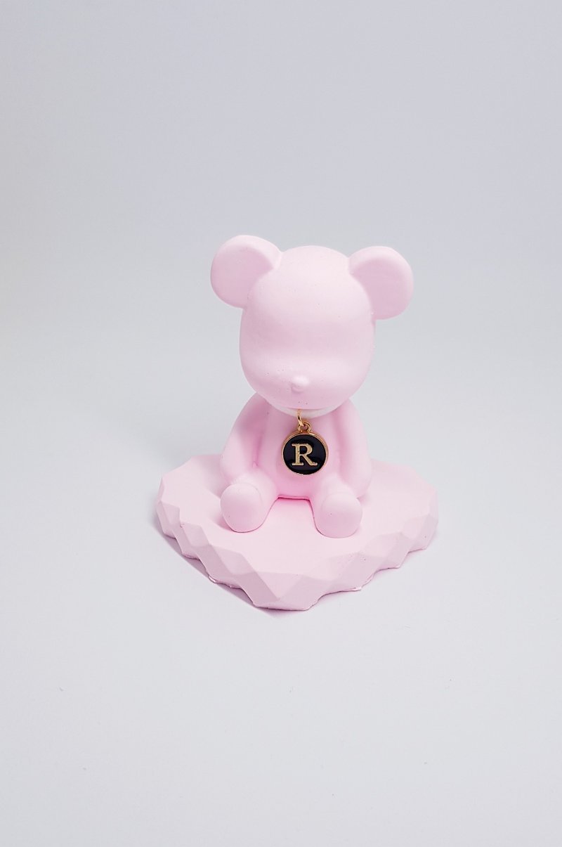 Love Base-Customized A~Z English Letter Necklace Bear Diffuser Stone--Birthday Gift--New Wedding Gift - น้ำหอม - วัสดุอื่นๆ ขาว