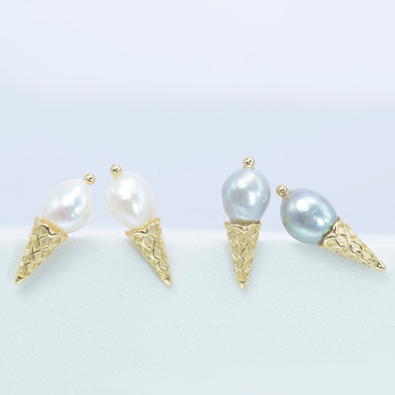 Gift must choose-ice cream shaped pearl sterling silver earrings - ต่างหู - เงินแท้ ขาว