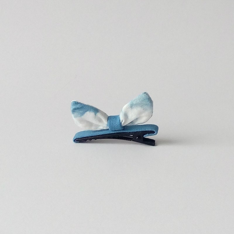 Rabbit Ear Hairpin Stereo Blue Stained Cute Bow Hairpin Original Handmade Rabbit Ear Pattern - Hair Accessories - Cotton & Hemp Blue