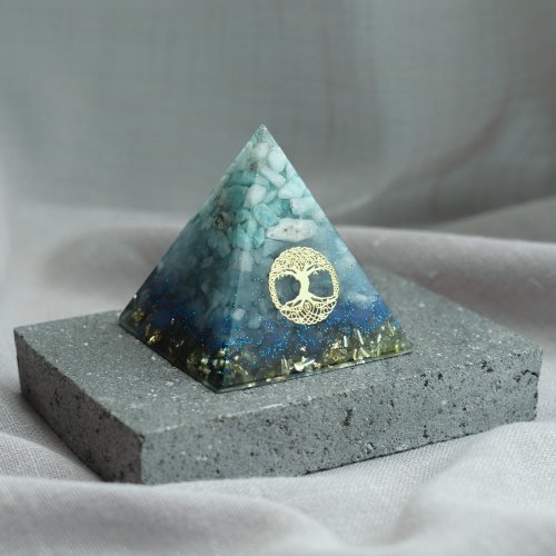 Vigor Handcrafts 【海藍寶、天河石、藍玉髓】奧根水晶能量金字塔Orgonite 6x6 cm