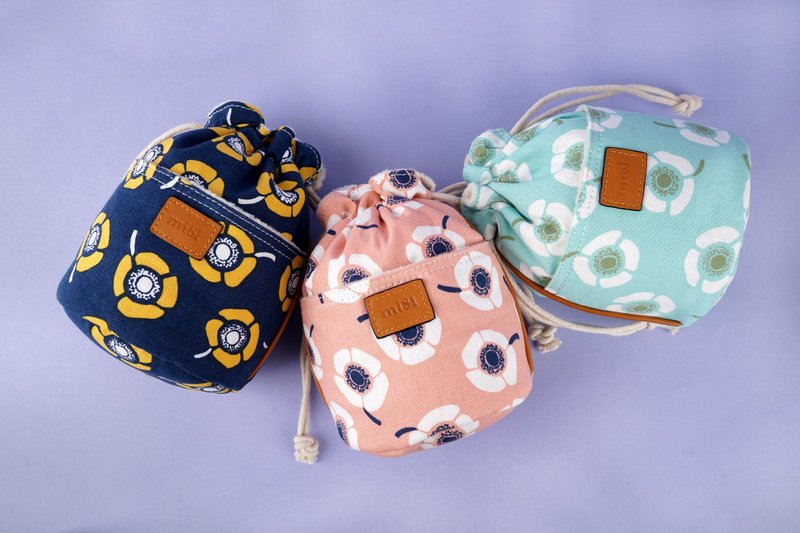 Cotton Printed camera Pouch (M) Camellia series - Camera Bags & Camera Cases - Cotton & Hemp Multicolor